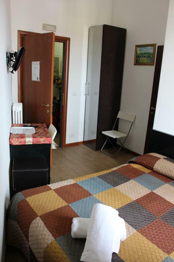 Bed and Breakfast Casa Dell'Amicizia Rom Exterior foto